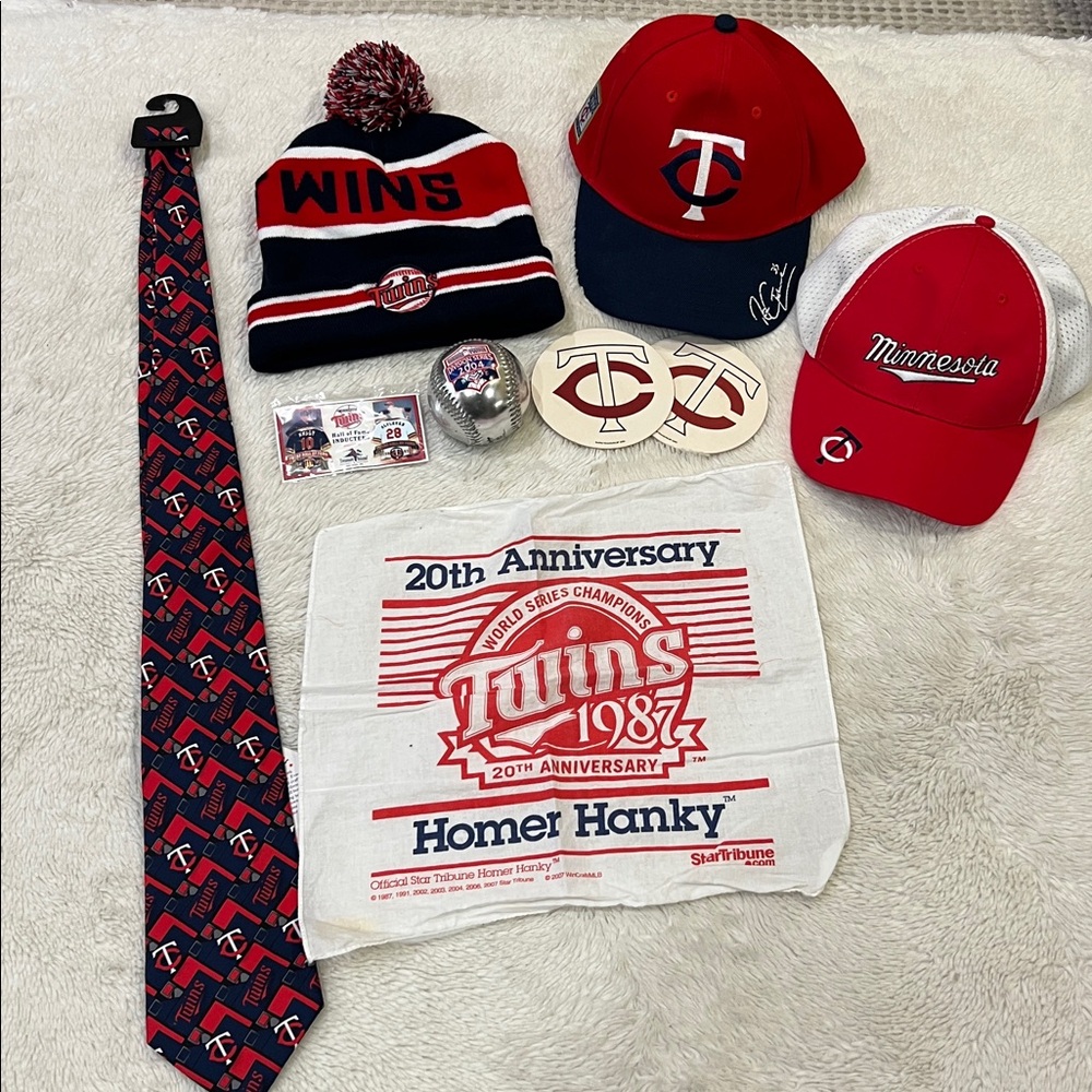 Minnesota Twins MLB lot 100% Silk Tie baseball cap baseball Homer hanky